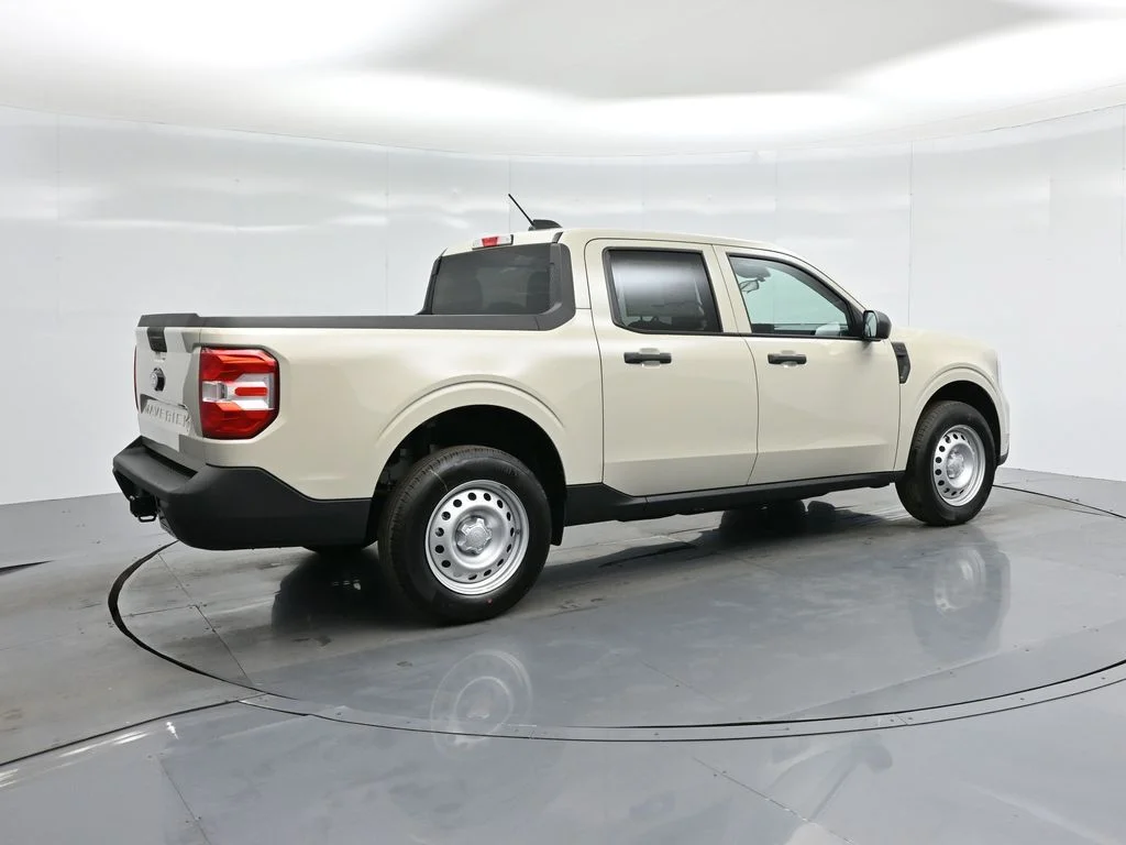 New 2025 Desert Sand Ford XL image 22