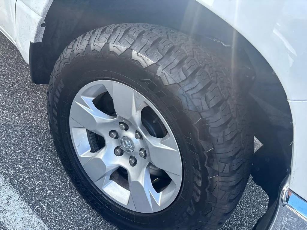 Used 2019 White Ram Big Horn/Lone Star image 14