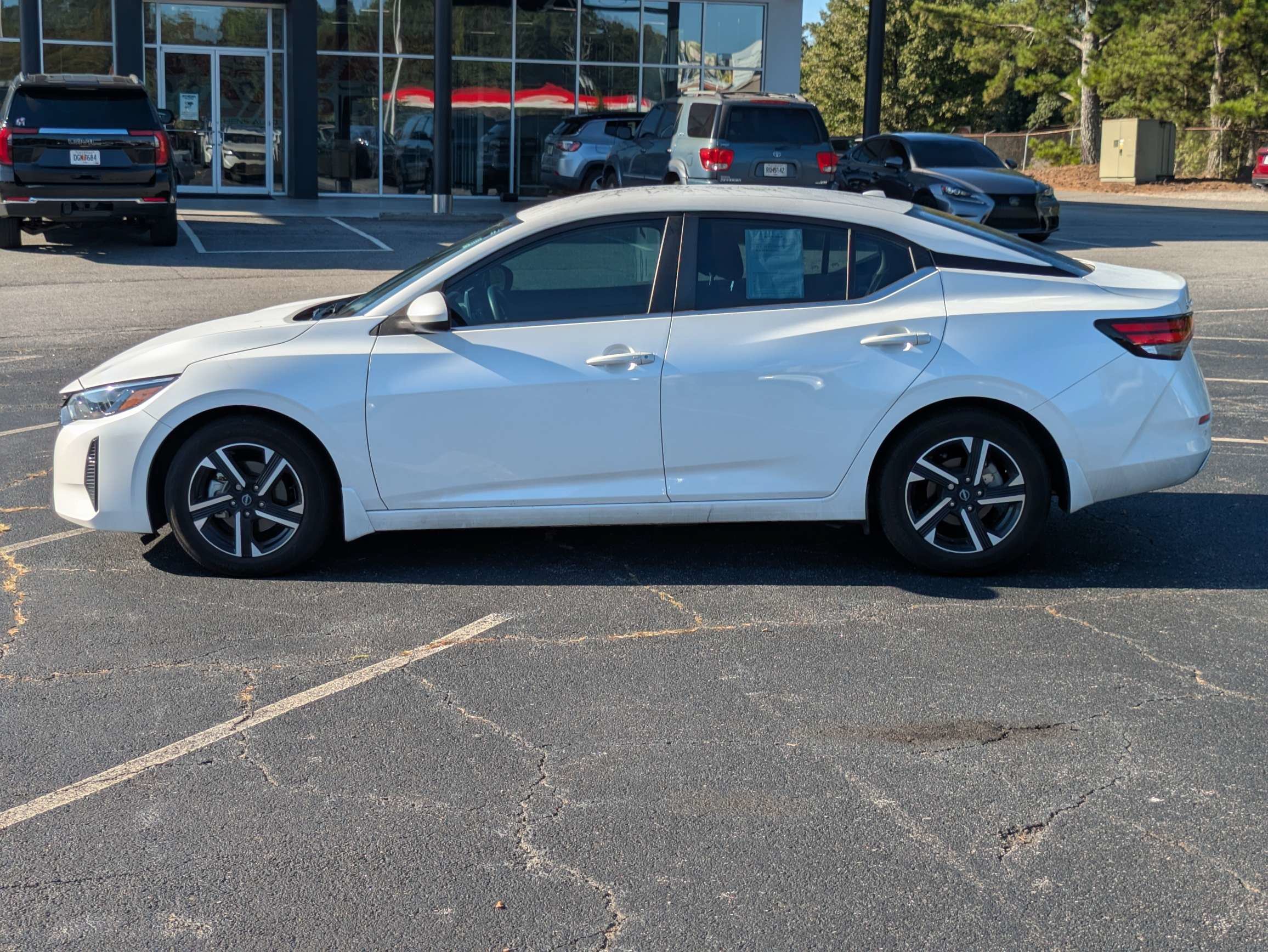 Used 2024 White Nissan SV image 6