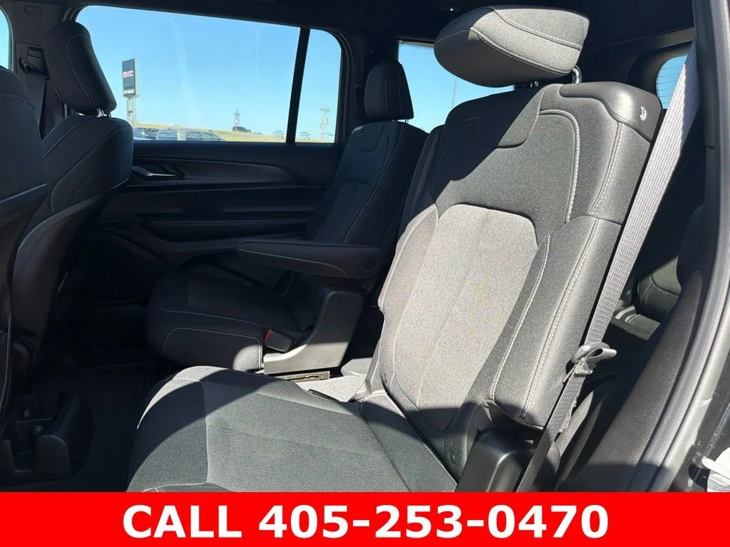 Used 2025 Black Jeep Laredo 4x2 image 13