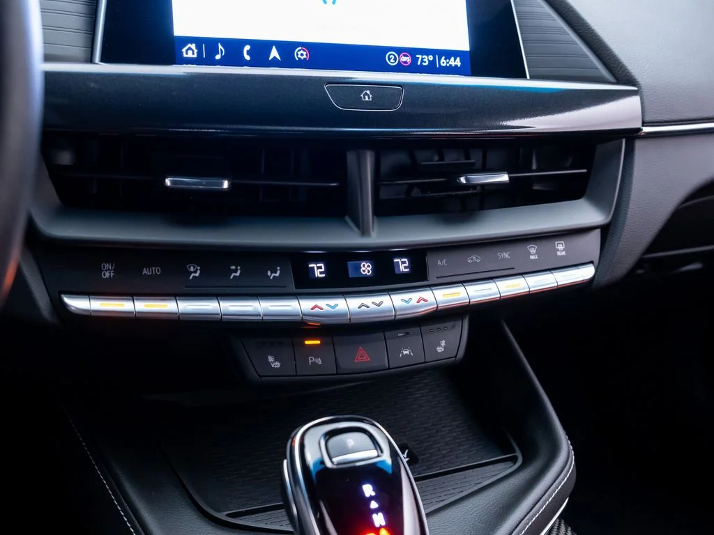 2024 Cadillac CT4 V-Series Blackwing - Photo 29