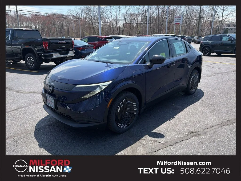 2026 Nissan Leaf S+'s photo