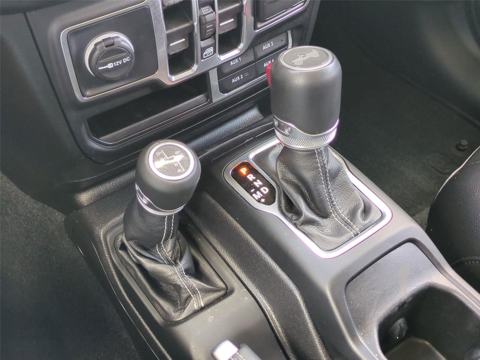 Used 2022 Black Clearcoat Jeep Unlimited Sahara image 29