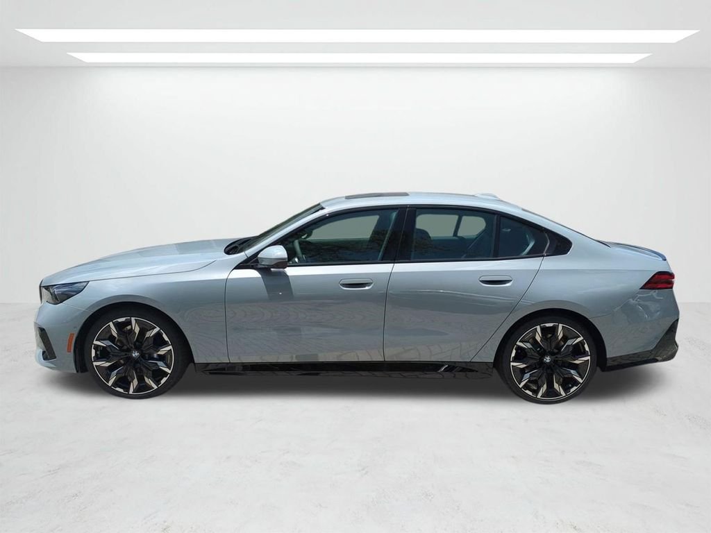New 2027 Brooklyn Grey Metallic BMW 530i image 7