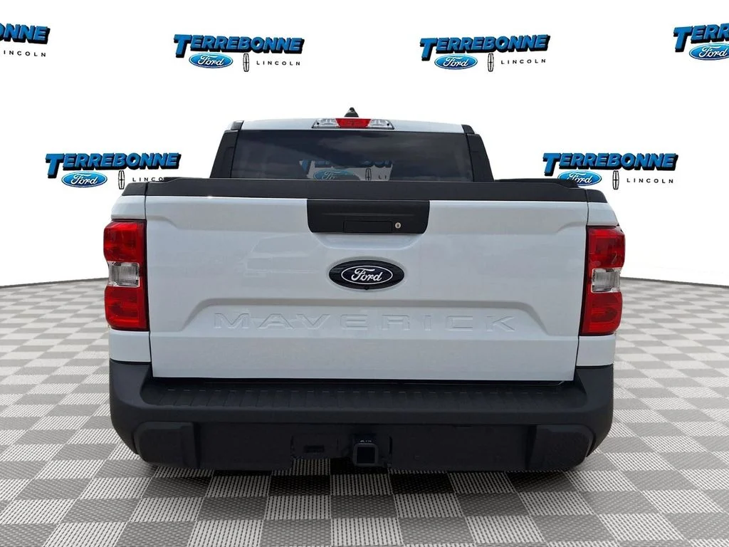 New 2026 Oxford White Ford XLT image 6