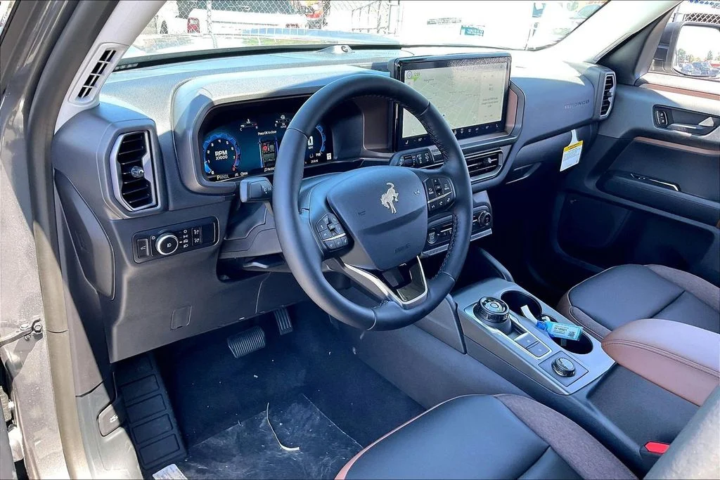 New 2025 Carbonized Gray Metallic Ford Outer Banks® image 13