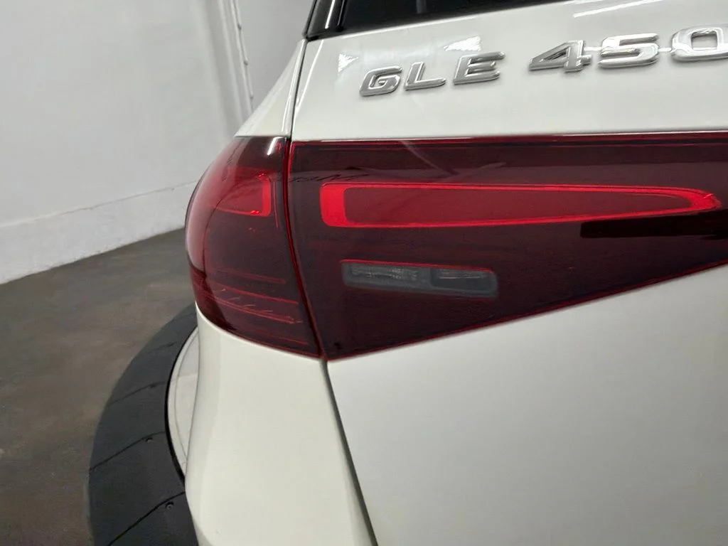 Certified Used 2024 White Mercedes-Benz GLE 450 image 12