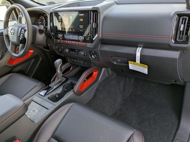 2025 Nissan Frontier PRO-4X - Photo 30
