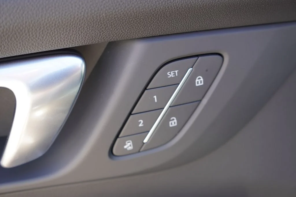 2025 Buick Enclave Sport Touring - Photo 25