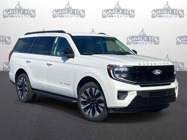 New 2027 Star White Metallic Tri-Coat Ford Platinum image 1