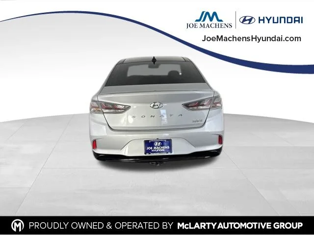 Used 2019 Silver Hyundai Limited image 7