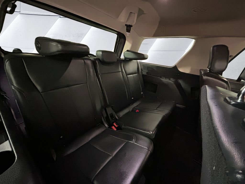 Used 2024 Black Ford XLT image 16