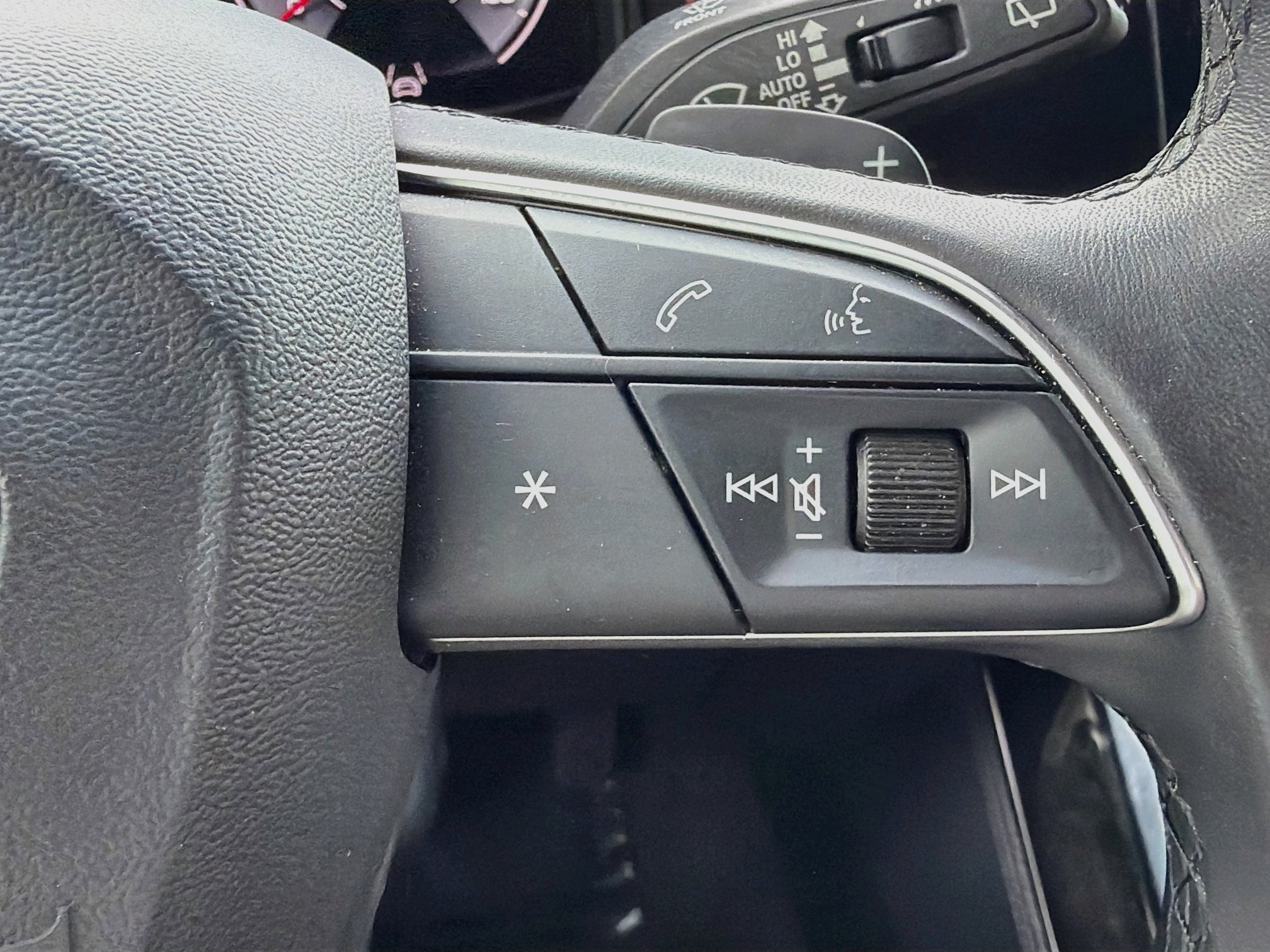 Used 2023 Black Metallic Audi Premium Plus image 41