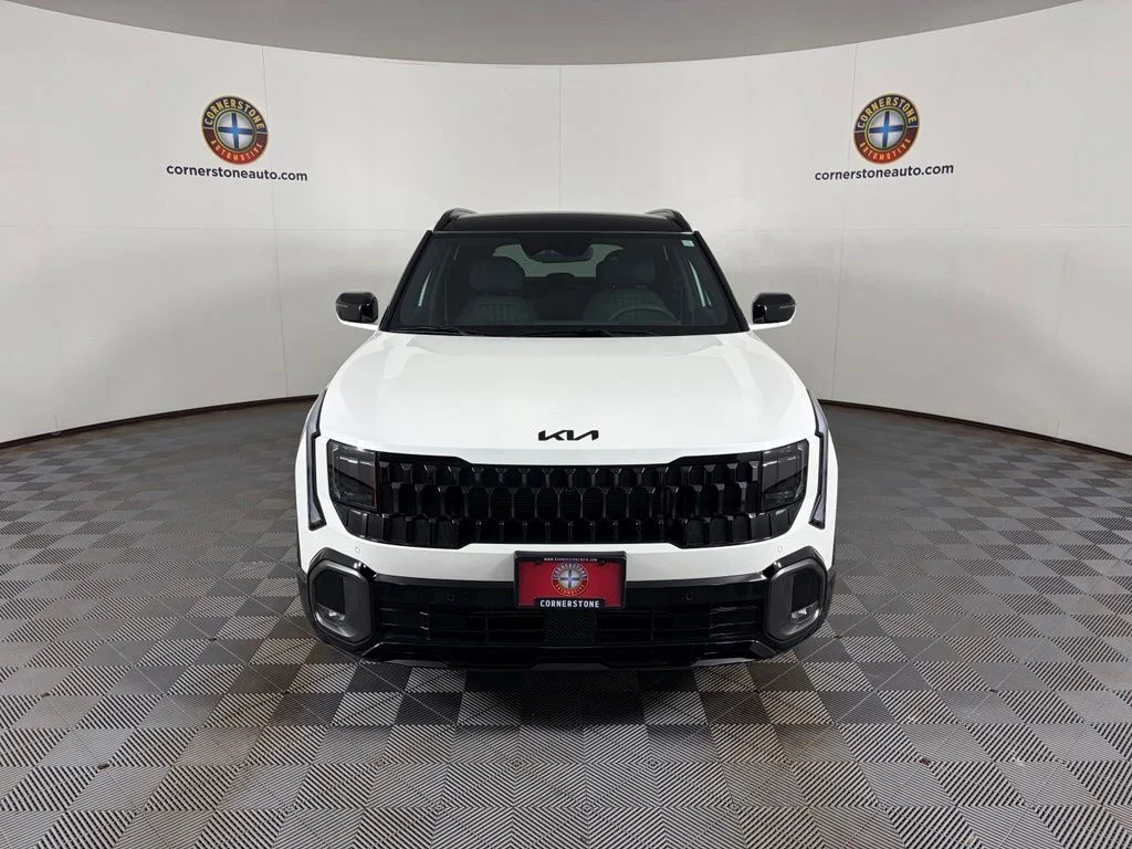 New 2027 Snow White Pearl Kia SX X -Line image 15