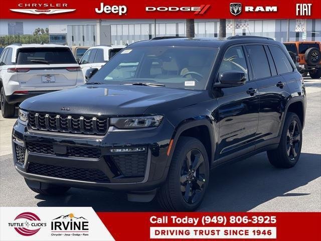New 2026 Diamond Black Crystal Pearl-Coat Exterior Paint Jeep Limited image 1