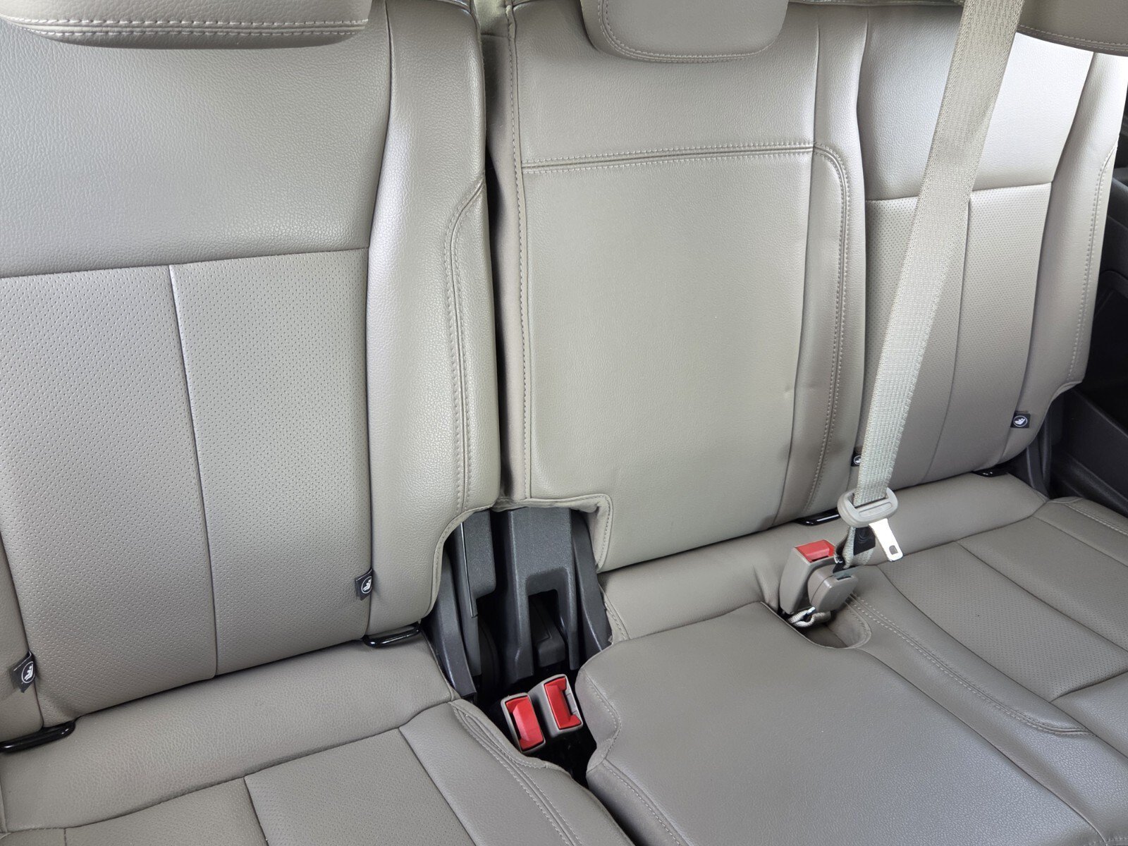 Used 2020 Oxford White Ford XLT image 11