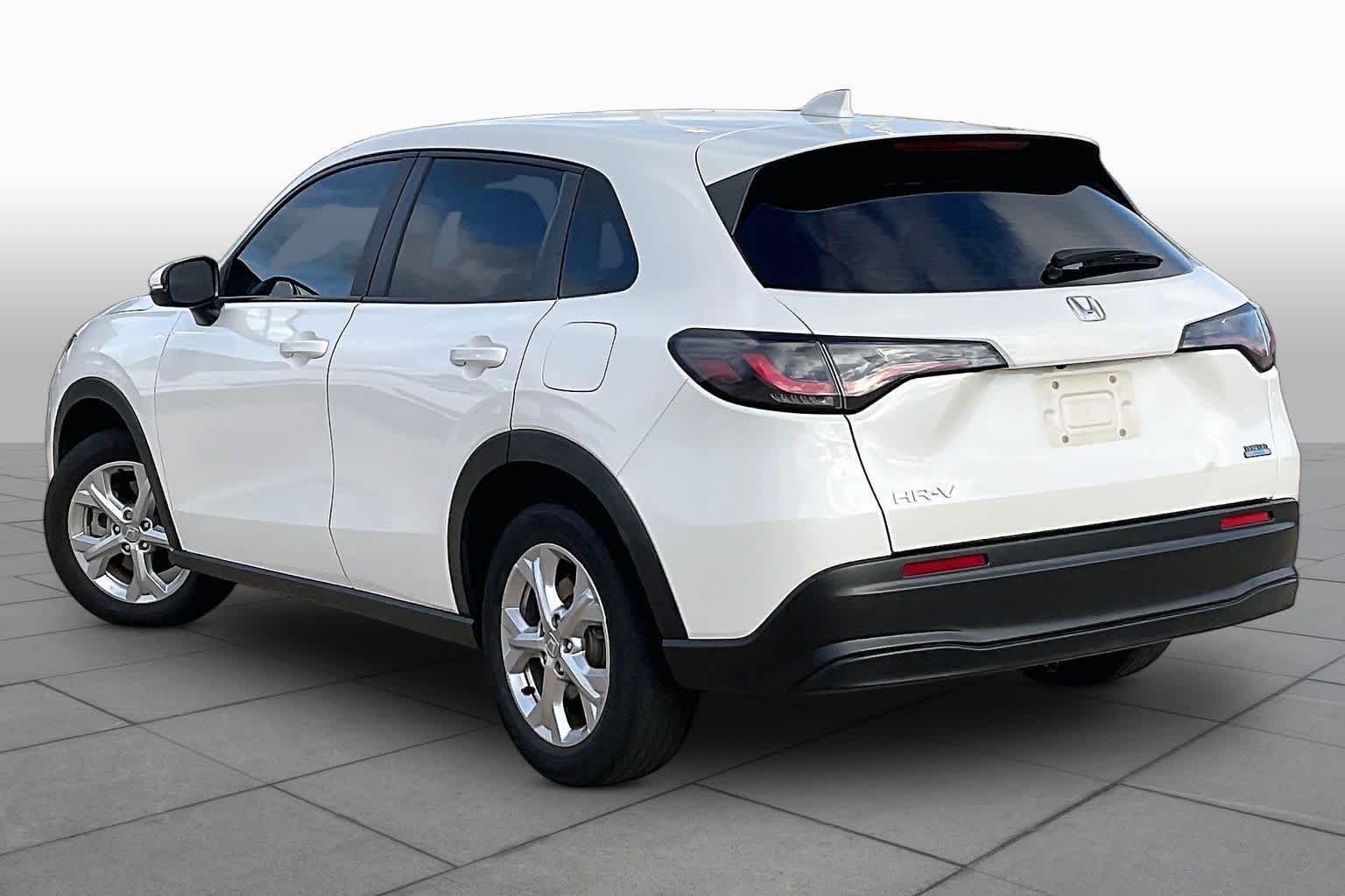Used 2023 Platinum White Pearl Honda LX image 13