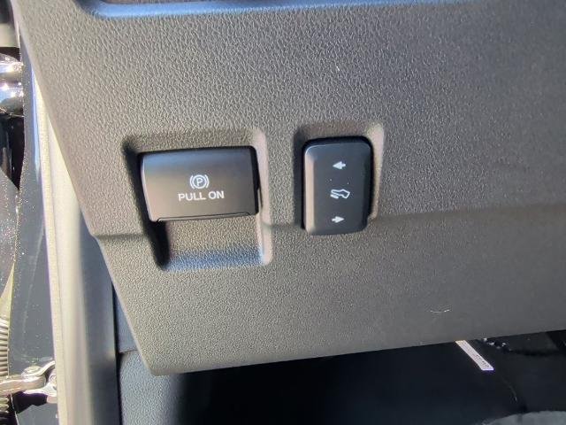 New 2026 Agate Black Metallic Ford F-250® Lariat® image 70