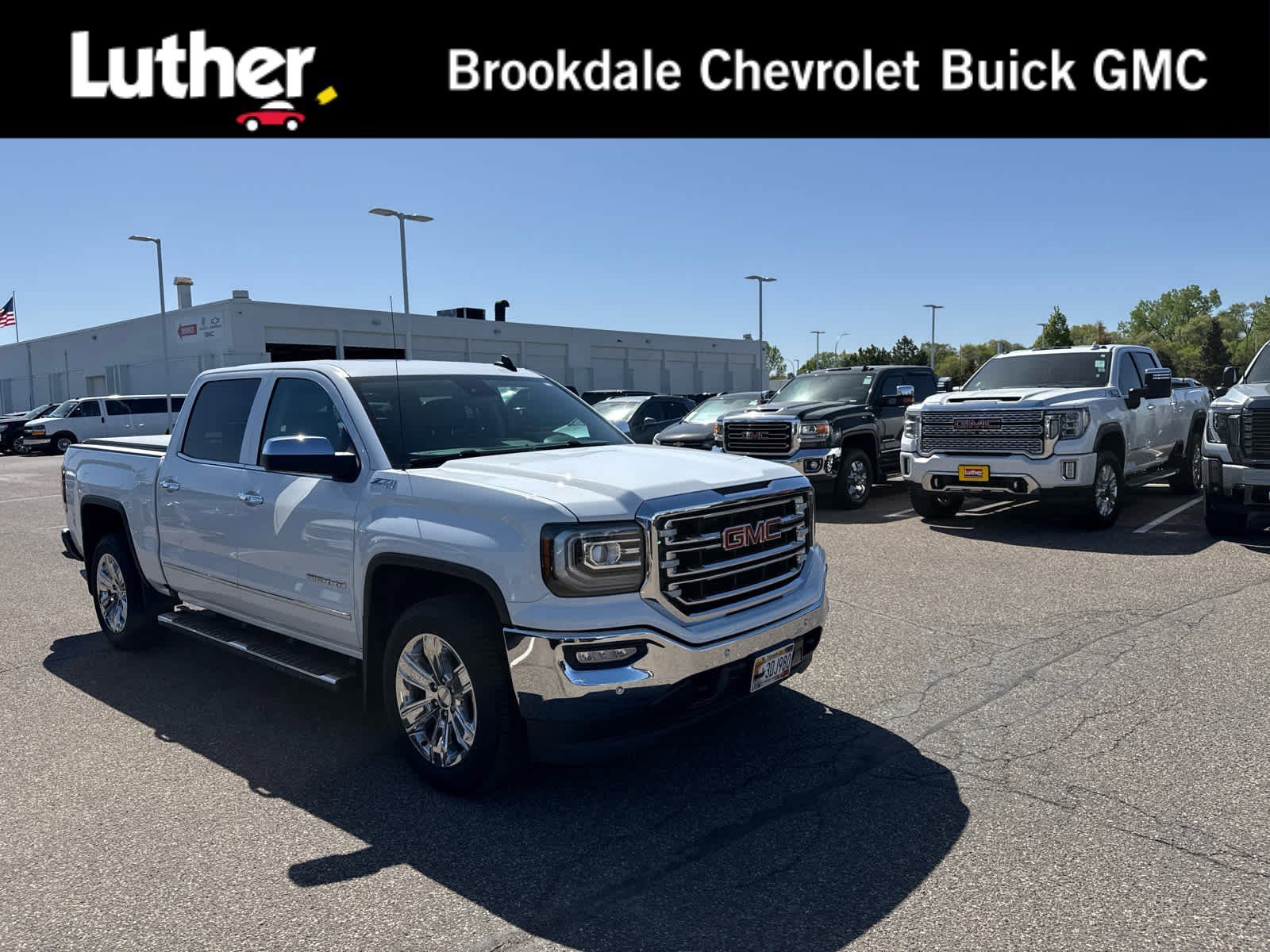 2017 GMC Sierra 4WD Crew Cab Short Box SLT's photo