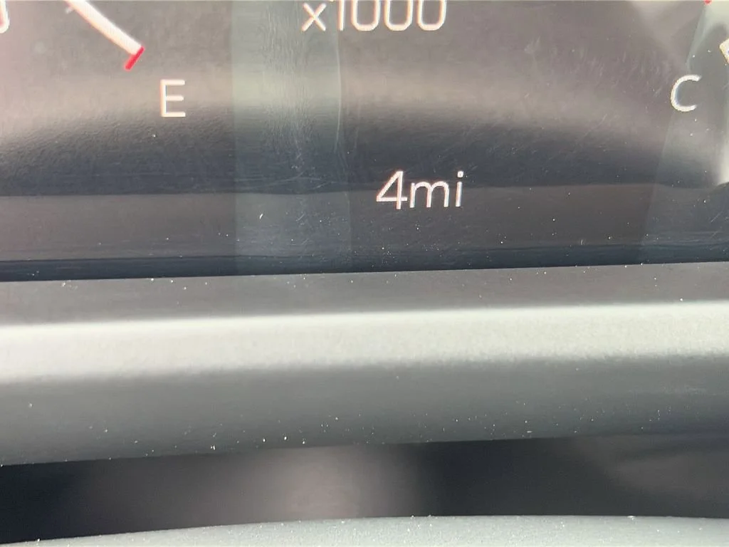 2026 GMC Acadia Denali - Photo 19