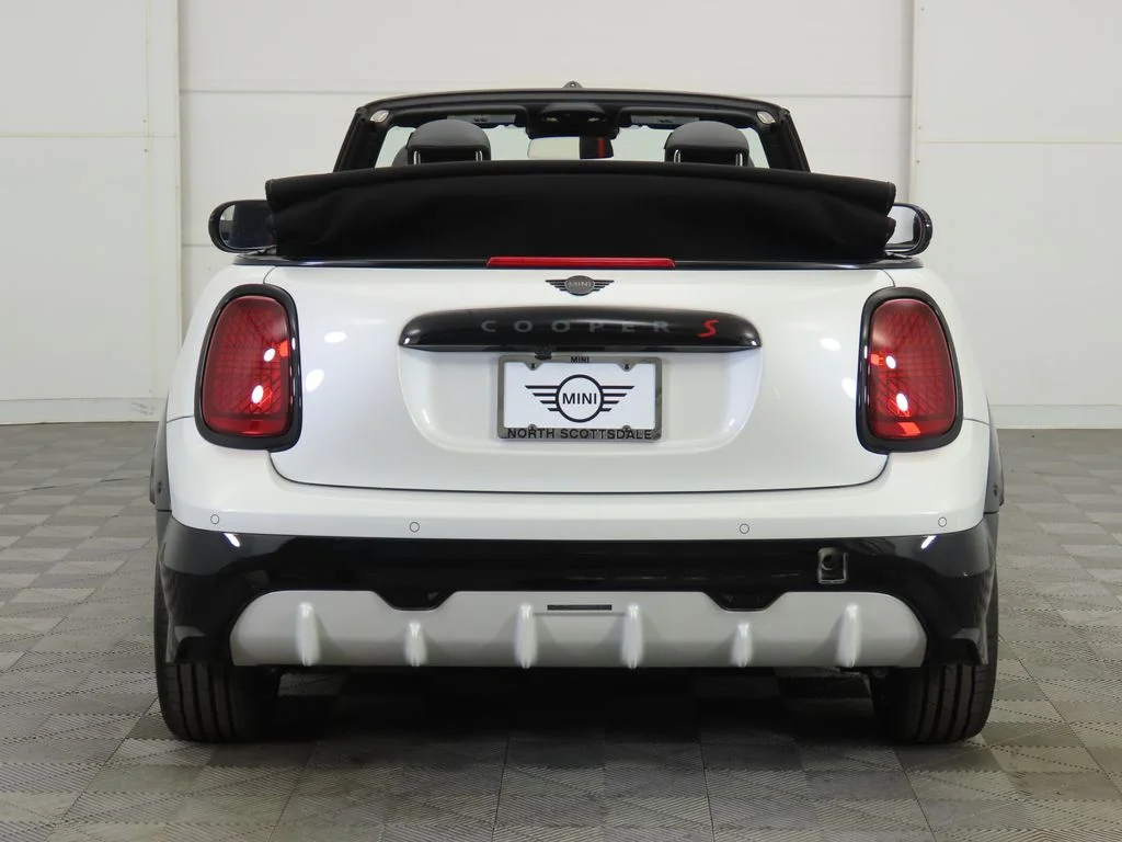 Used 2026 Nanuq White Metallic MINI  image 7