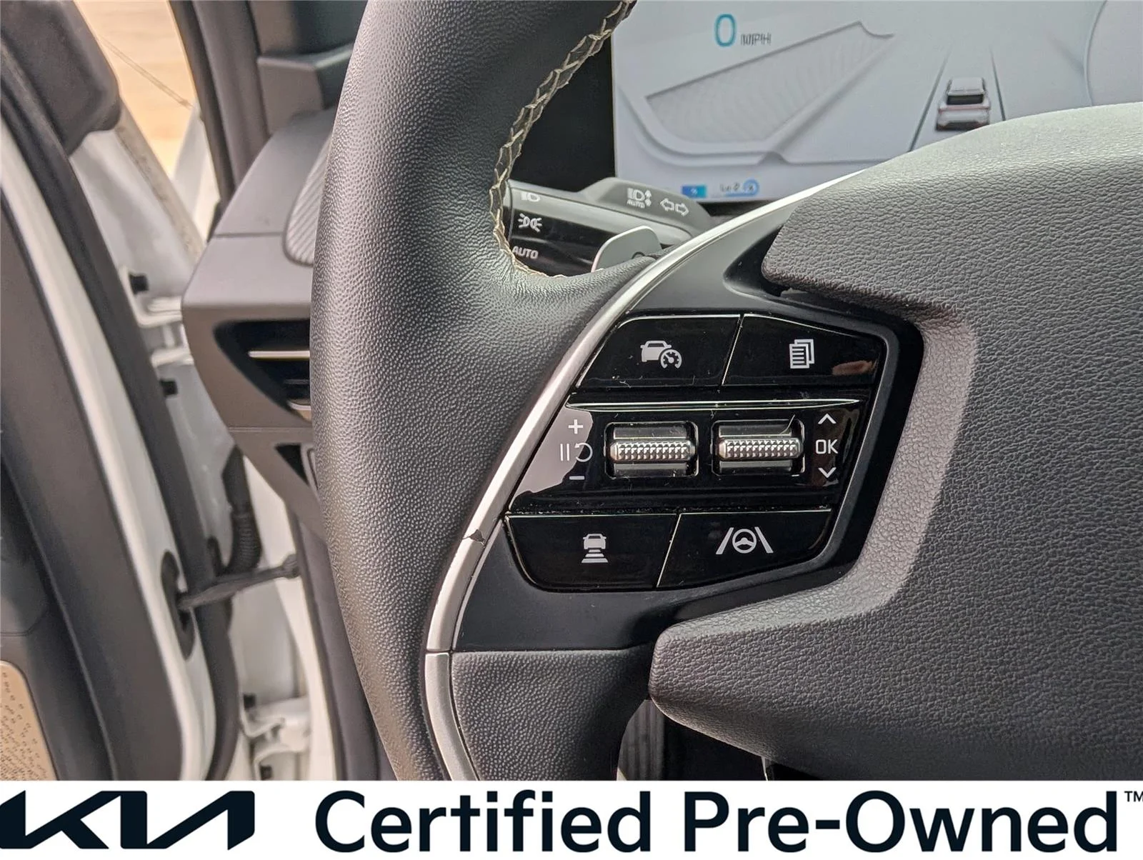 Used 2022 Snow White Pearl Kia GT-Line image 27