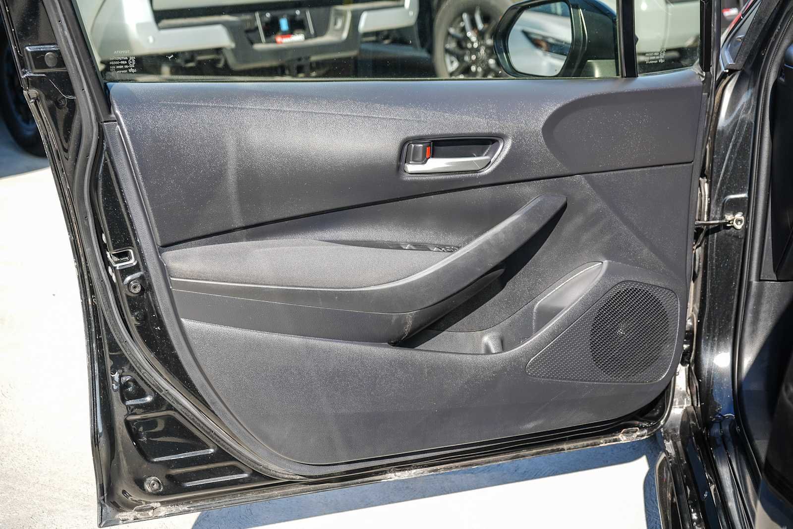 2020 Toyota Corolla LE - Photo 19