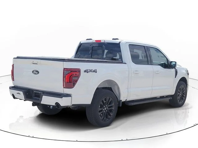 Used 2025 White Ford Lariat image 5