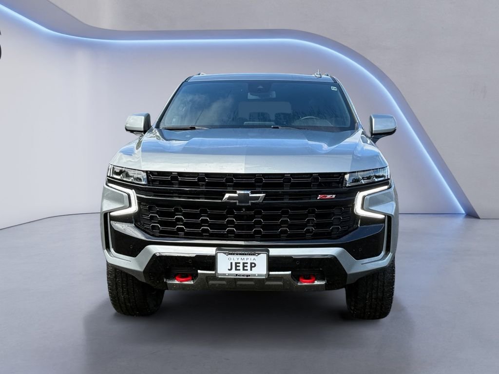 Used 2024 Gray Chevrolet Z71 image 9