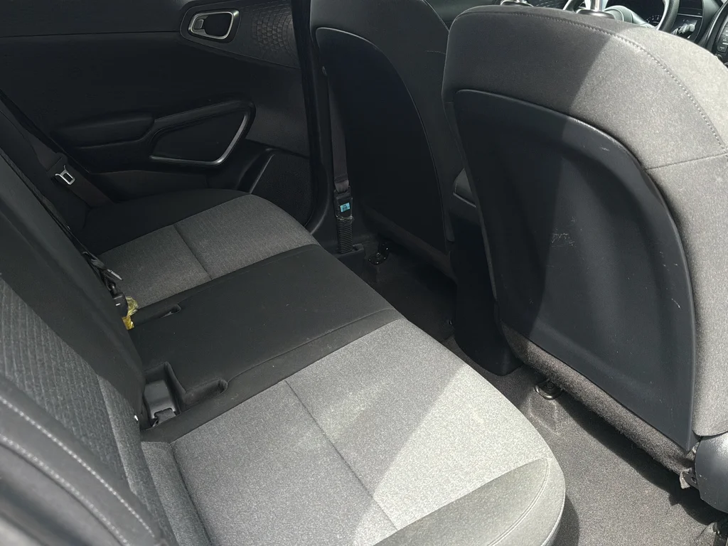 Used 2021 Black Kia S image 11
