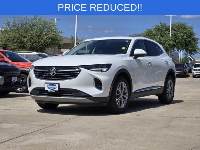 Used 2023 White Buick Preferred image 3