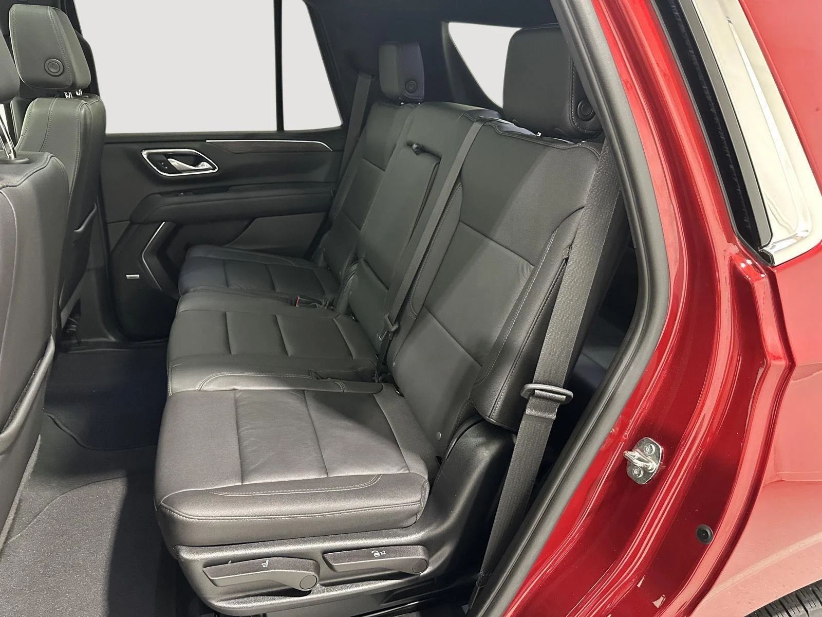 Used 2023 Radiant Red Tintcoat Chevrolet LT image 25