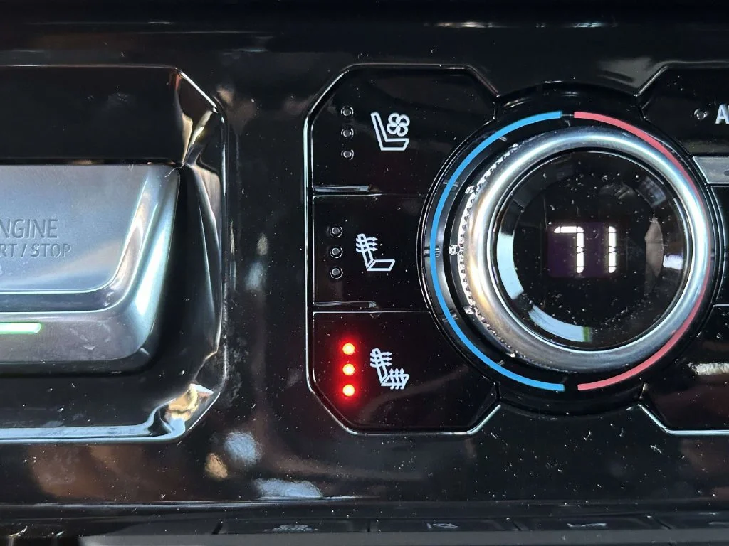 New 2026 Onyx Black GMC AT4X image 21