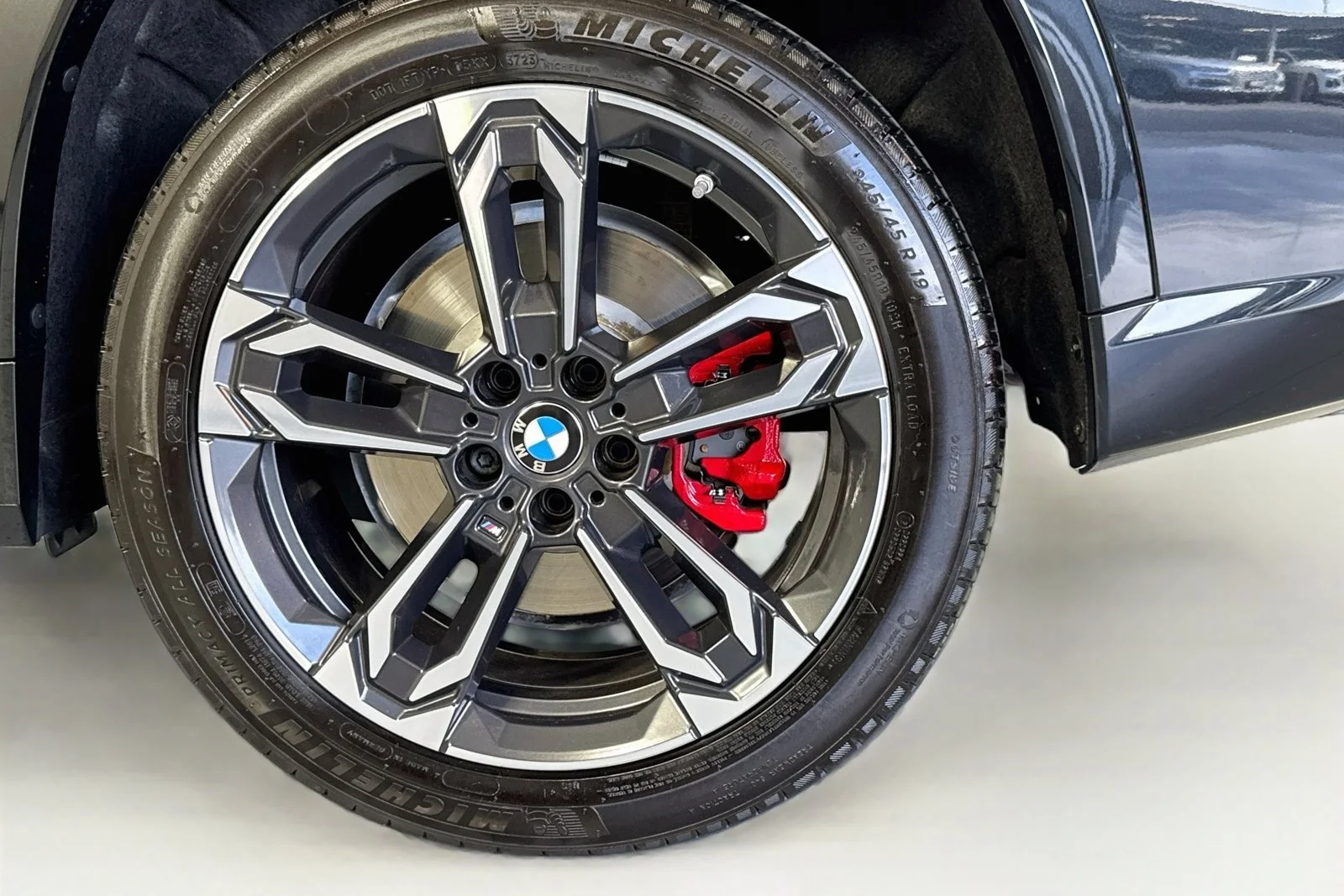 Used 2024 Black Sapphire Metallic BMW M35i image 30