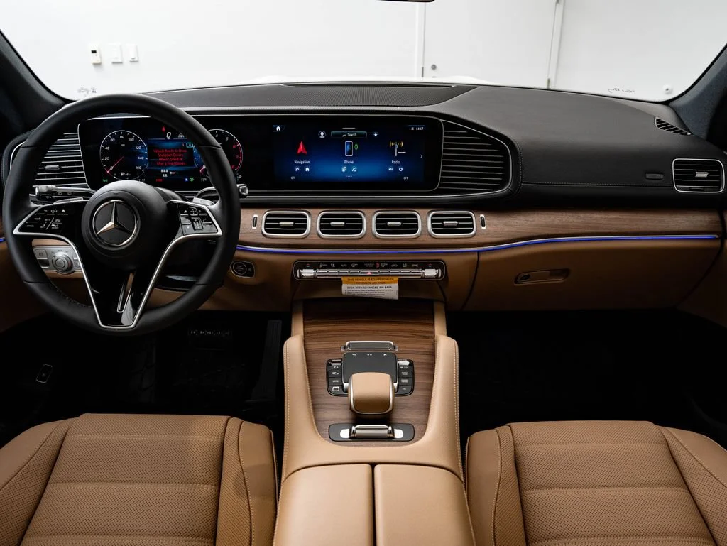 New 2026 Polar White Mercedes-Benz GLS 450 image 35