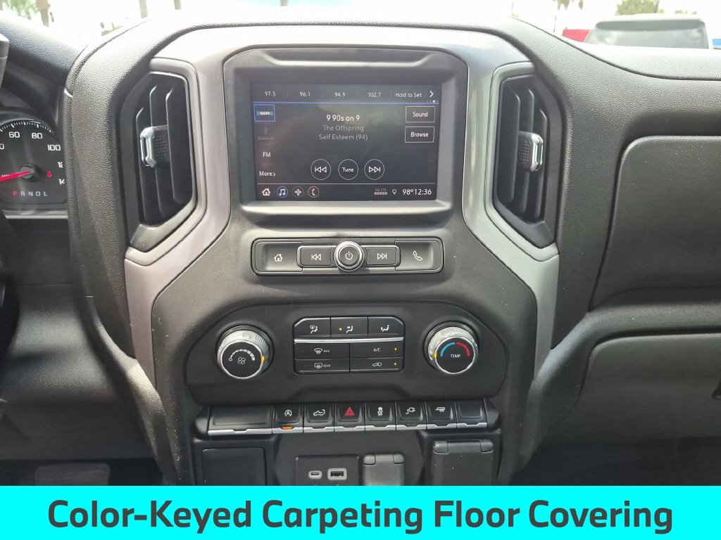 Used 2022 Gray Chevrolet Custom image 31