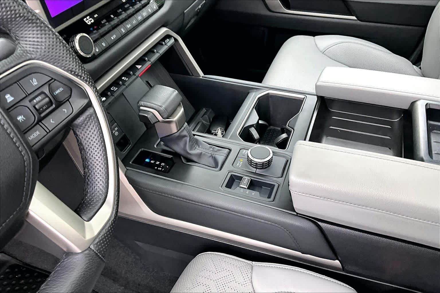 Used 2025 Wind Chill Pearl Toyota Limited image 16