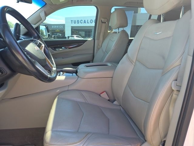 Used 2018 White Cadillac Premium image 9