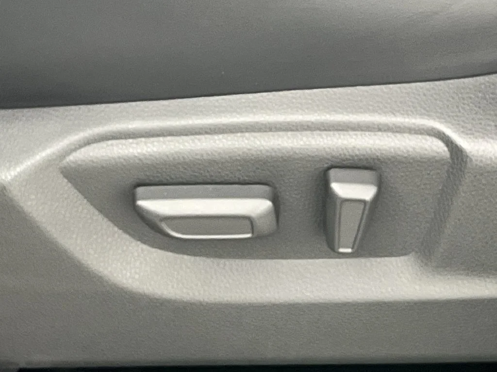 2025 Mitsubishi Eclipse Cross SE - Photo 12