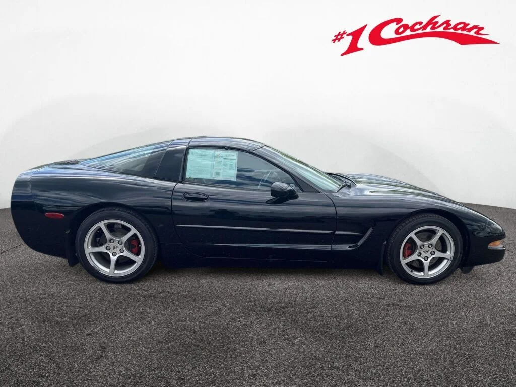 Used 2000 Black Chevrolet  image 5