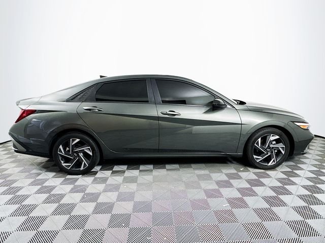 Certified Used 2025 Gray Hyundai SEL Sport image 9