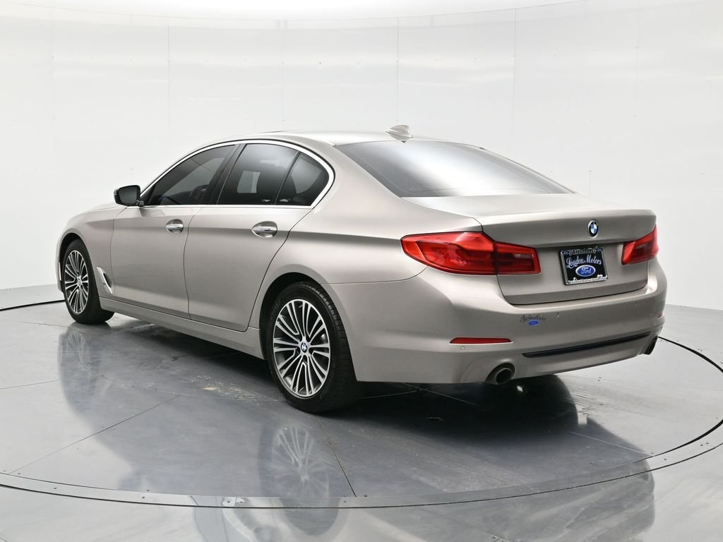 Used 2017 Cashmere Silver Metallic BMW 530i xDrive image 7