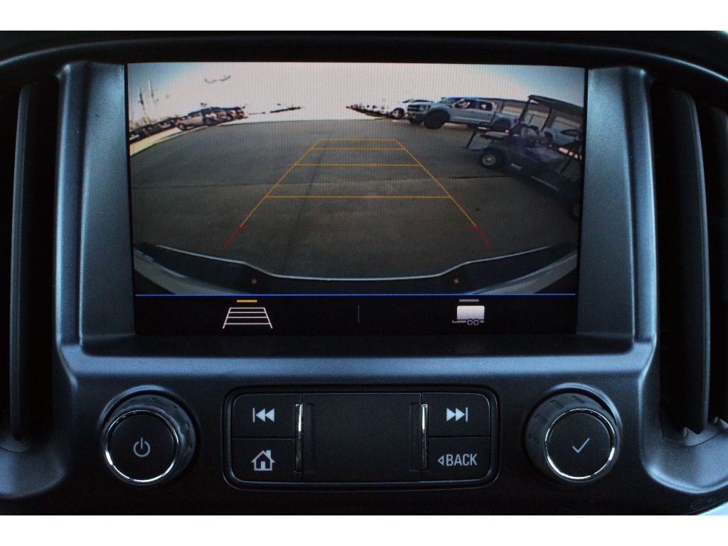Used 2022 Summit White Chevrolet LT image 16
