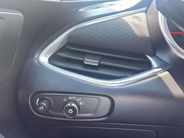 Used 2020 Gray Chevrolet LT image 22