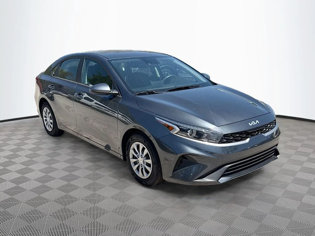 Used 2024 Gray Kia LX image 4