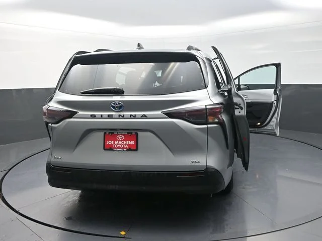 Used 2025 Silver Toyota XLE image 43