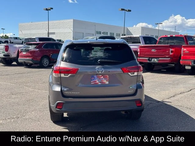 Used 2017 Gray Toyota XLE image 4