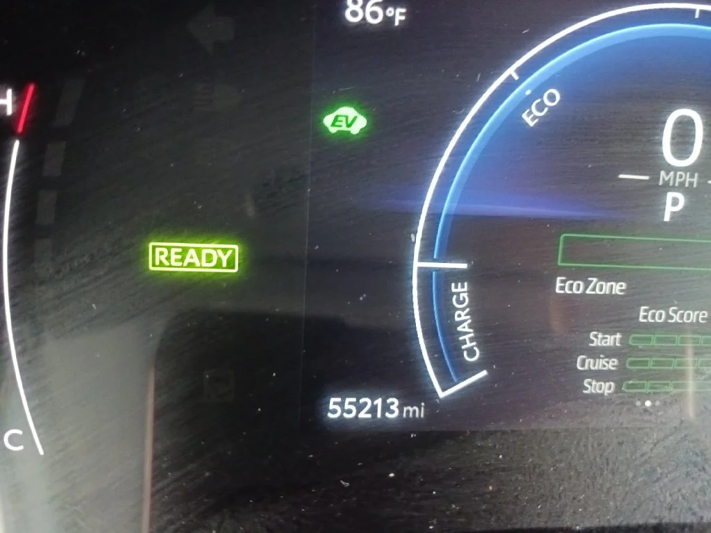 Used 2025 White Toyota SE image 19