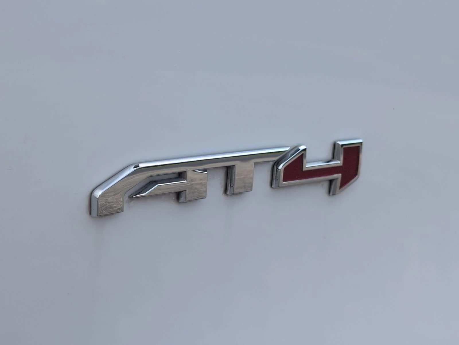 Used 2024 Summit White GMC AT4 image 10