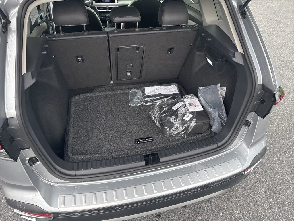 2025 Volkswagen Taos SE - Photo 41